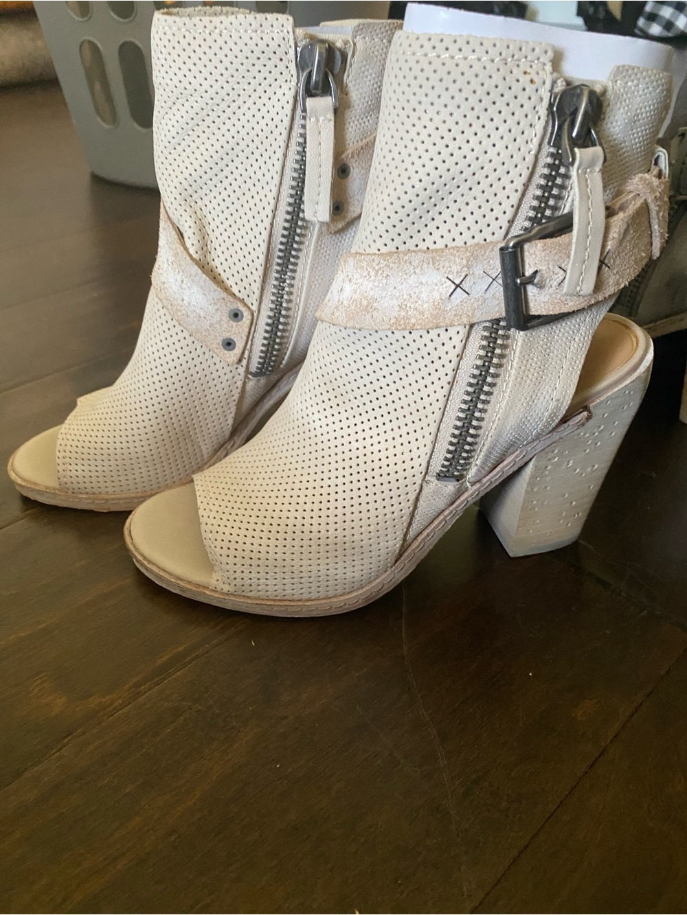 Dolce Vita Perforated Open-Toe Block Heel Booties in Light Beige